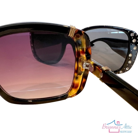 Women's Designer Stylish Generic Sunglass Black Multicolor - 2 piece - Picture 5 of 9